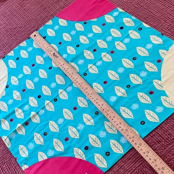 New turquoise Pink yellow Leaf Pattern Scarf - Picture 6 of 9